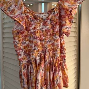 Fitted flutter sleeve floral top